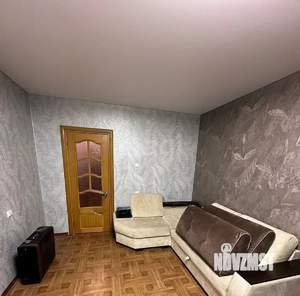 2-к квартира, вторичка, 60м2, 1/10 этаж