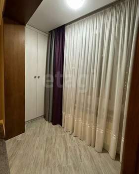 2-к квартира, вторичка, 72м2, 9/13 этаж