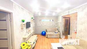 2-к квартира, вторичка, 43м2, 3/3 этаж