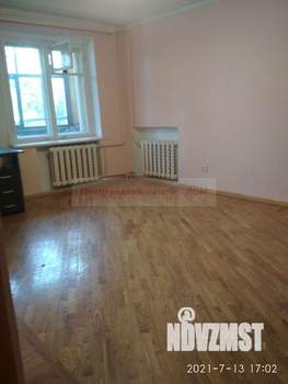 3-к квартира, вторичка, 74м2, 1/9 этаж