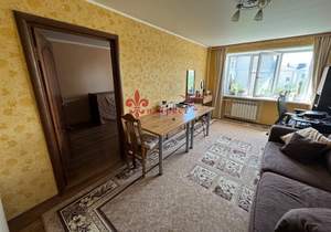 3-к квартира, вторичка, 62м2, 5/5 этаж