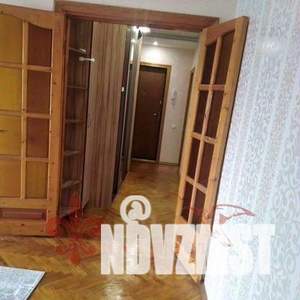 3-к квартира, вторичка, 60м2, 6/9 этаж
