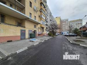 2-к квартира, вторичка, 64м2, 9/17 этаж