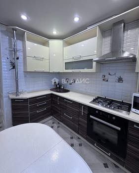 3-к квартира, вторичка, 72м2, 10/10 этаж