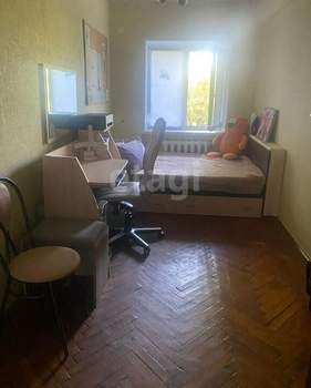 2-к квартира, вторичка, 42м2, 3/5 этаж