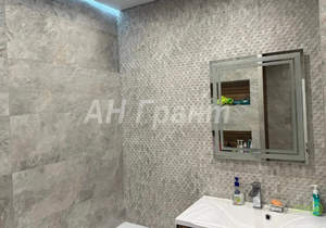 4-к квартира, вторичка, 128м2, 2/5 этаж