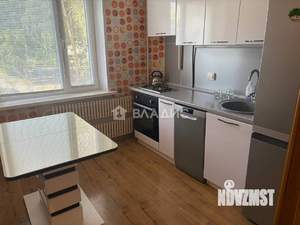 2-к квартира, вторичка, 62м2, 1/10 этаж