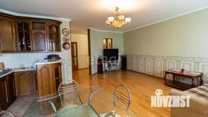 3-к квартира, вторичка, 104м2, 16/17 этаж