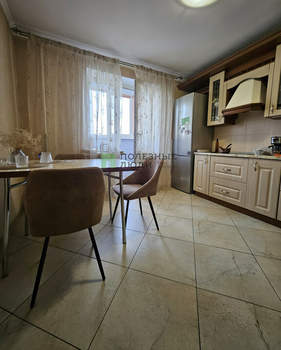 2-к квартира, вторичка, 63м2, 6/13 этаж