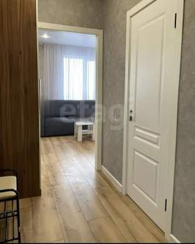 Студия квартира, вторичка, 38м2, 19/18 этаж