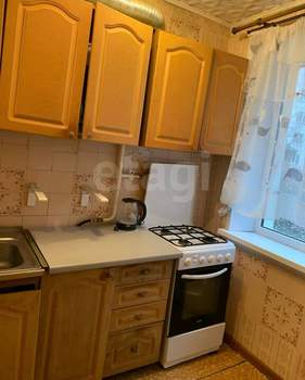 2-к квартира, вторичка, 45м2, 1/5 этаж