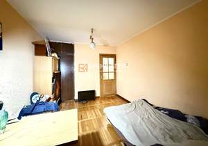 2-к квартира, вторичка, 47м2, 3/5 этаж