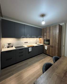 2-к квартира, вторичка, 61м2, 11/18 этаж