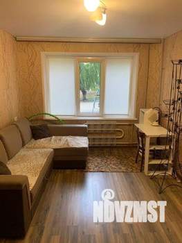 3-к квартира, вторичка, 60м2, 1/9 этаж