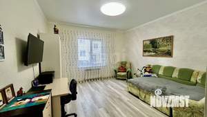 2-к квартира, вторичка, 64м2, 1/4 этаж