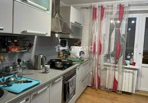 3-к квартира, вторичка, 74м2, 4/5 этаж