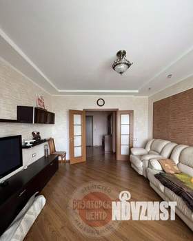 3-к квартира, вторичка, 74м2, 8/9 этаж