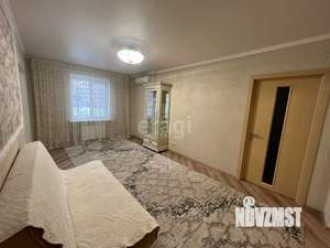 3-к квартира, вторичка, 77м2, 1/9 этаж