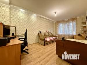 3-к квартира, вторичка, 63м2, 1/9 этаж