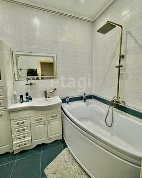 2-к квартира, вторичка, 65м2, 4/8 этаж