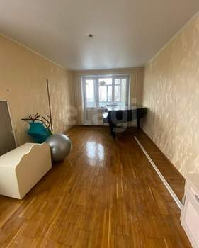 3-к квартира, вторичка, 61м2, 5/5 этаж