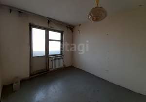 4-к квартира, вторичка, 74м2, 9/10 этаж