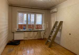 2-к квартира, вторичка, 38м2, 1/9 этаж
