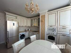 3-к квартира, вторичка, 82м2, 10/14 этаж