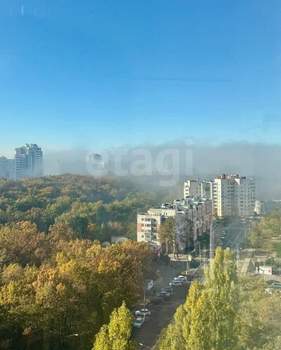 2-к квартира, вторичка, 72м2, 10/16 этаж