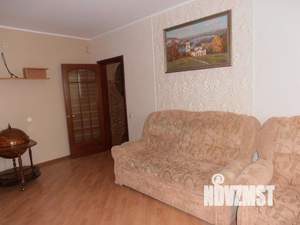 3-к квартира, вторичка, 71м2, 8/10 этаж