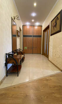 2-к квартира, вторичка, 68м2, 10/17 этаж