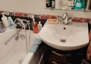 2-к квартира, вторичка, 51м2, 1/10 этаж