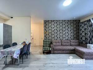 2-к квартира, вторичка, 65м2, 3/8 этаж