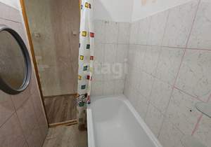 2-к квартира, вторичка, 44м2, 1/5 этаж