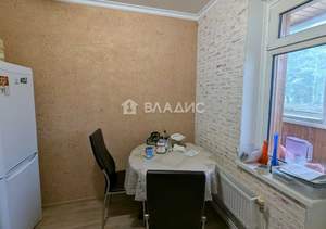 2-к квартира, вторичка, 60м2, 1/10 этаж