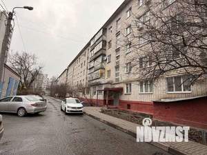 3-к квартира, вторичка, 63м2, 5/5 этаж