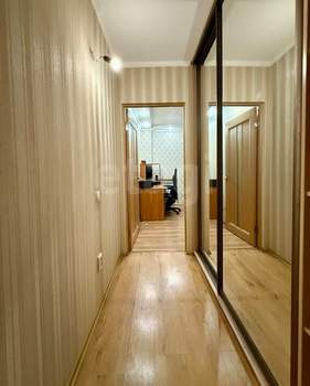 3-к квартира, вторичка, 63м2, 1/9 этаж