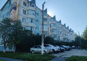 2-к квартира, вторичка, 58м2, 1/5 этаж