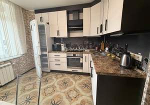 2-к квартира, вторичка, 77м2, 4/17 этаж