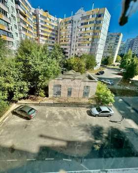 3-к квартира, вторичка, 71м2, 4/10 этаж