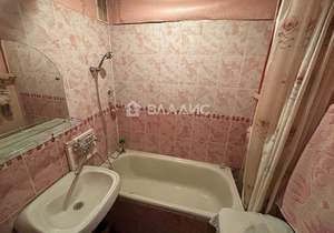 2-к квартира, вторичка, 51м2, 1/10 этаж