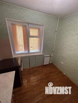 2-к квартира, вторичка, 42м2, 4/4 этаж
