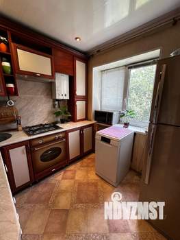 2-к квартира, вторичка, 42м2, 3/5 этаж