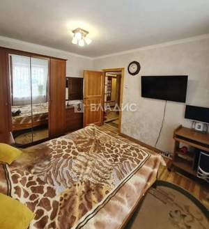 3-к квартира, вторичка, 61м2, 1/9 этаж