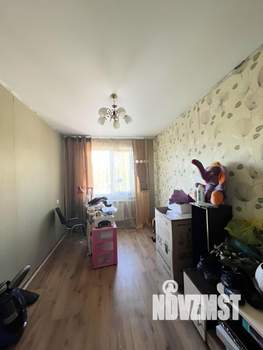 4-к квартира, вторичка, 61м2, 4/5 этаж