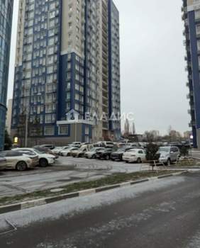 1-к квартира, вторичка, 52м2, 10/18 этаж