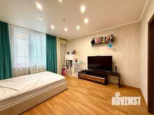 2-к квартира, вторичка, 63м2, 13/16 этаж