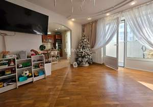 2-к квартира, вторичка, 63м2, 10/10 этаж