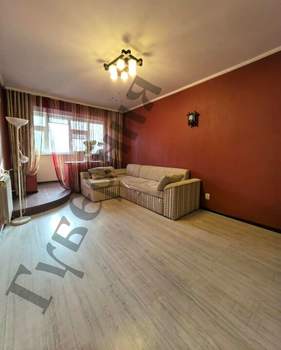 3-к квартира, вторичка, 71м2, 7/10 этаж