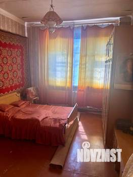 2-к квартира, вторичка, 56м2, 1/4 этаж